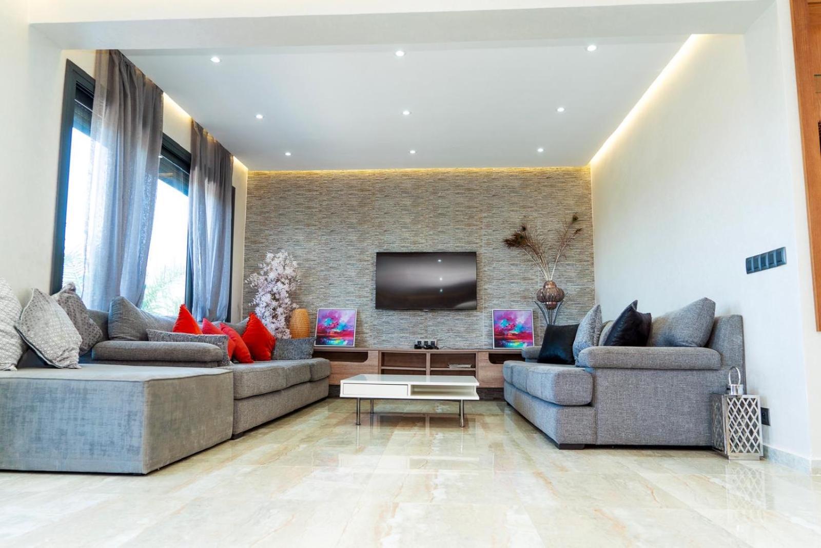 Luxury 3 Bedroom Panoramic Views In Hotspot With Fibre Optic Wifi And Netflix Tangier Bagian luar foto